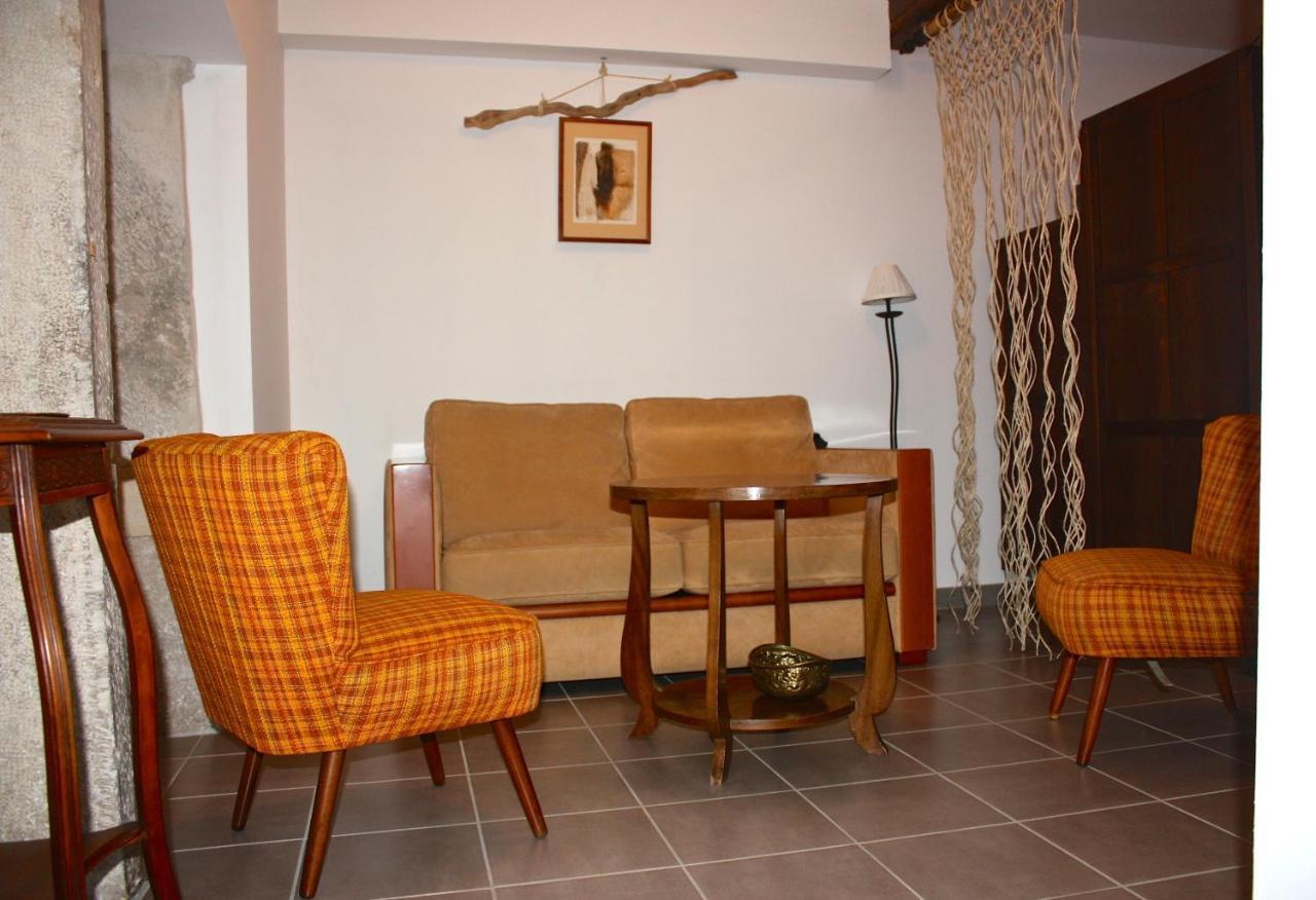 Les Chambres De Blanot Blanot  Exterior photo